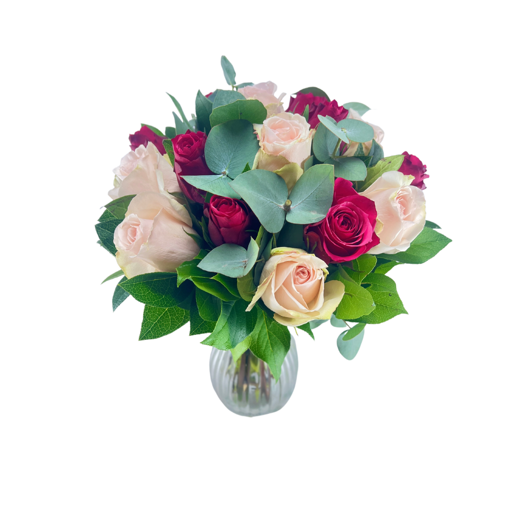 En flot elegant buket med Lyserøde og Pink roser