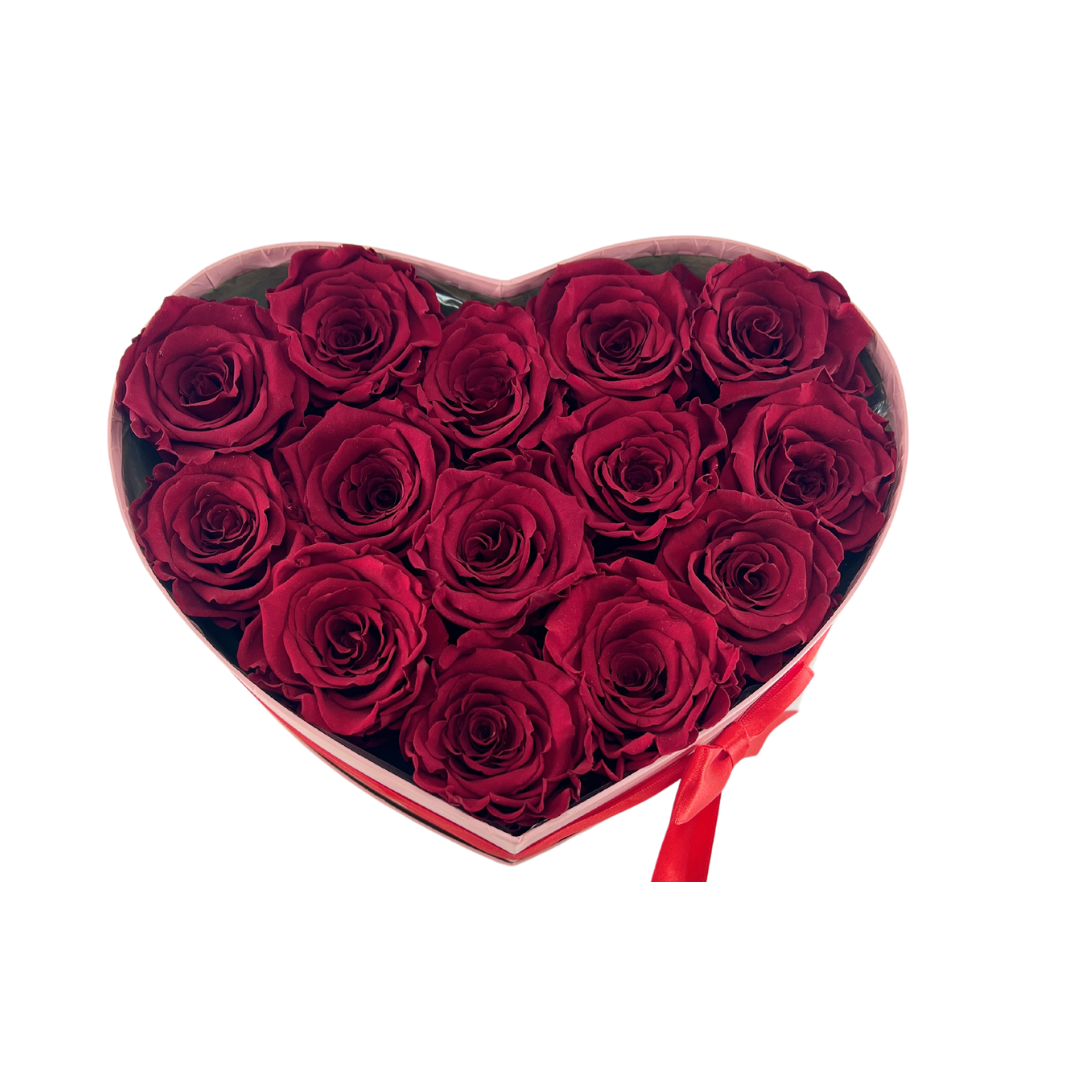 Hjerteformet Æske med Evighedsroser i røde nuancer